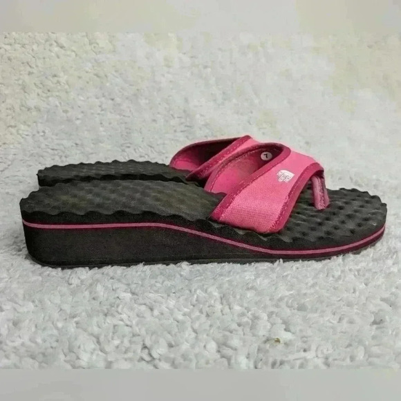 THE NORTH FACE Flip flop sandals size 7 in good used condition - Picture 2 of 7